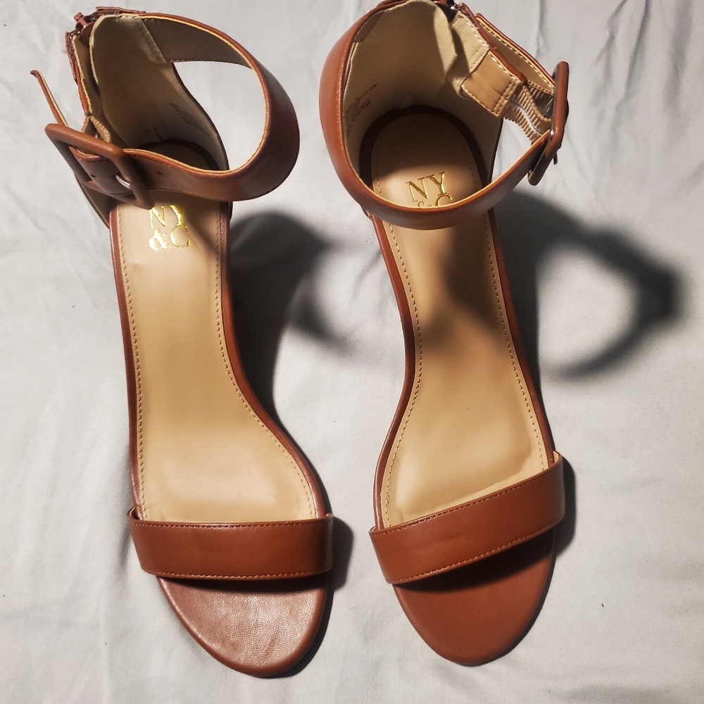 Rust Giselle Wedges - Picture 2 of 4